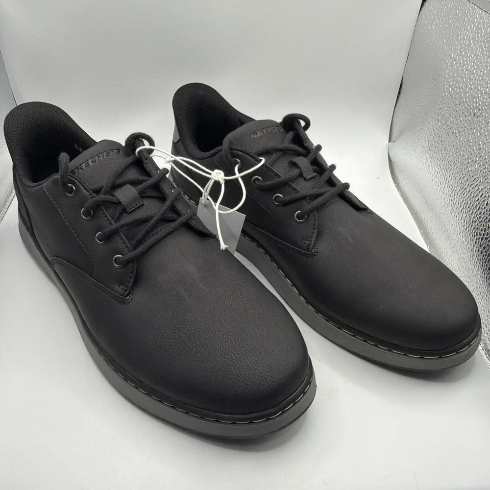 Skechers‎ hands-free swift Fit men's Slip On Black No Bending Shoe. Size 8.5 New